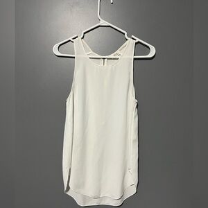 Aritzia Wilfred serves blouse White Top